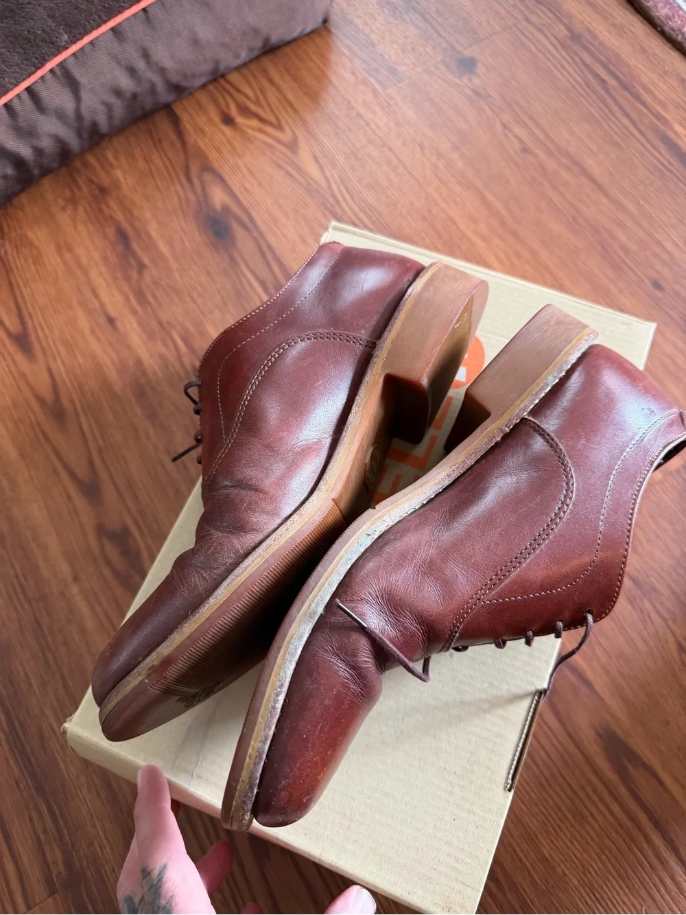 Men's Brown Leather Derby Shoes - Classic Lace-Up made is USA SZ 7